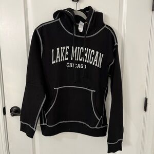 Women’s Medium Blake Lake Michigan Sweatshirt